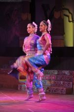 Esha Deol, Ahana Deol perform together in Ravindra Natya Mandir on 20th Nov 2010 (12).JPG